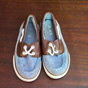 ♻️ 5/$50 Boat Shoes